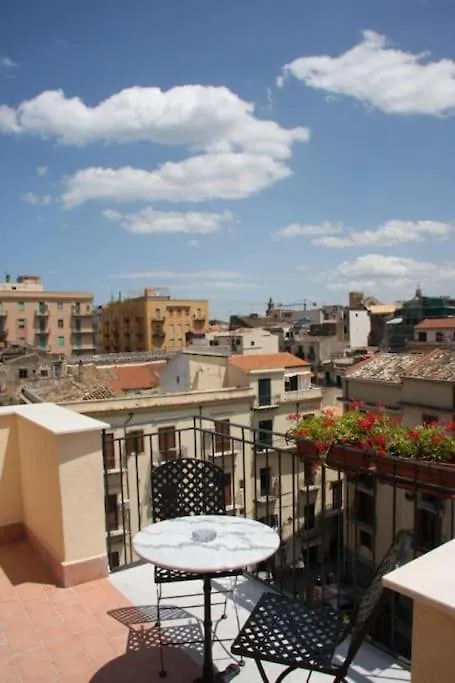 A Terrace In The Heart Of Palermo Apartment Italy
